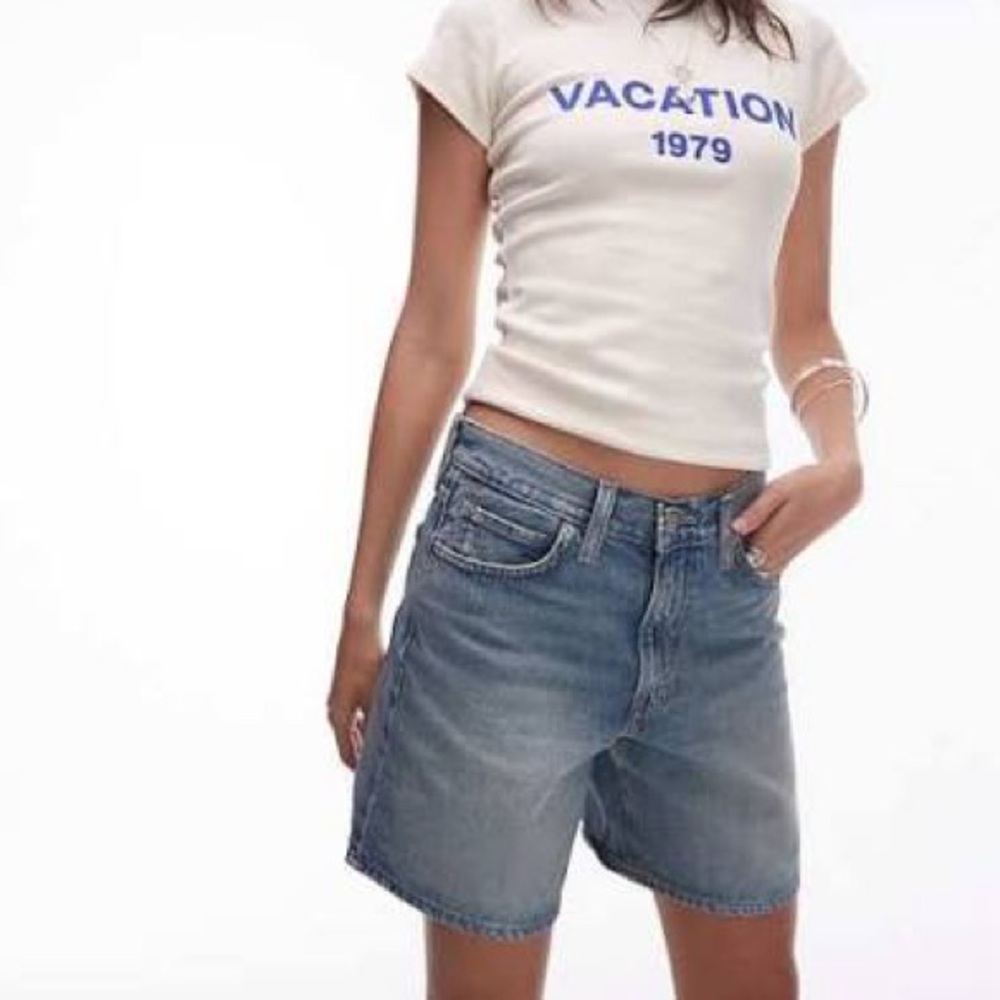 Levi's 94 baggy denim shorts